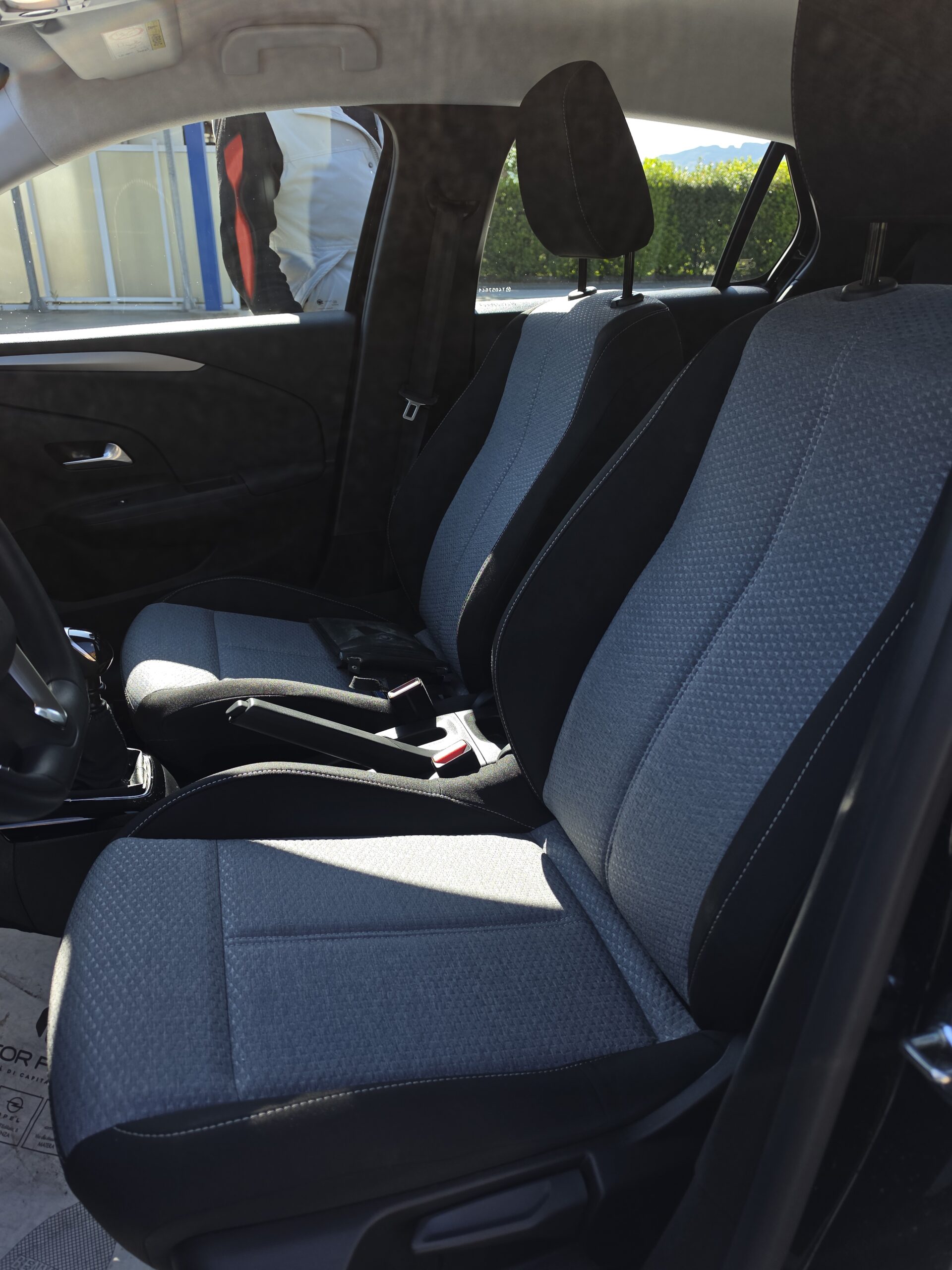 Opel Corsa 1.2 Benzina 100 CV
