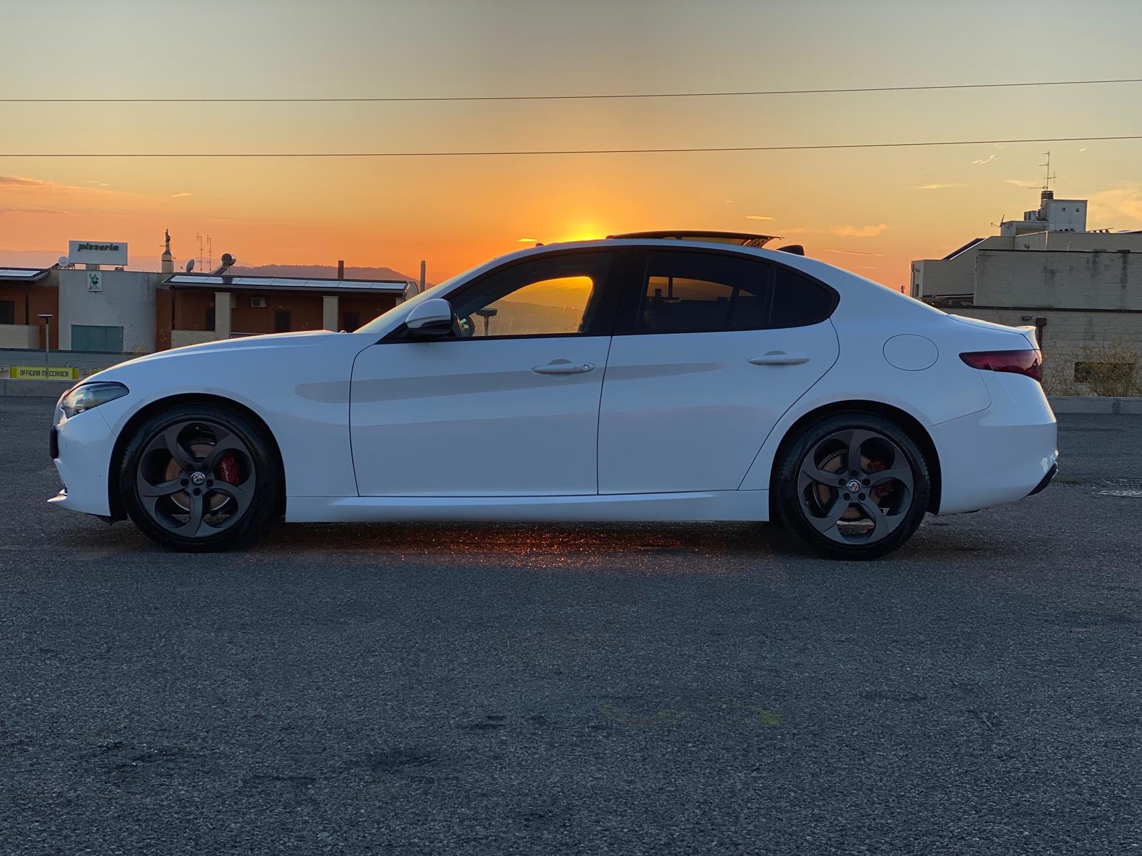 Alfa Romeo Giulia Sport 2.2 210 Cv mjt