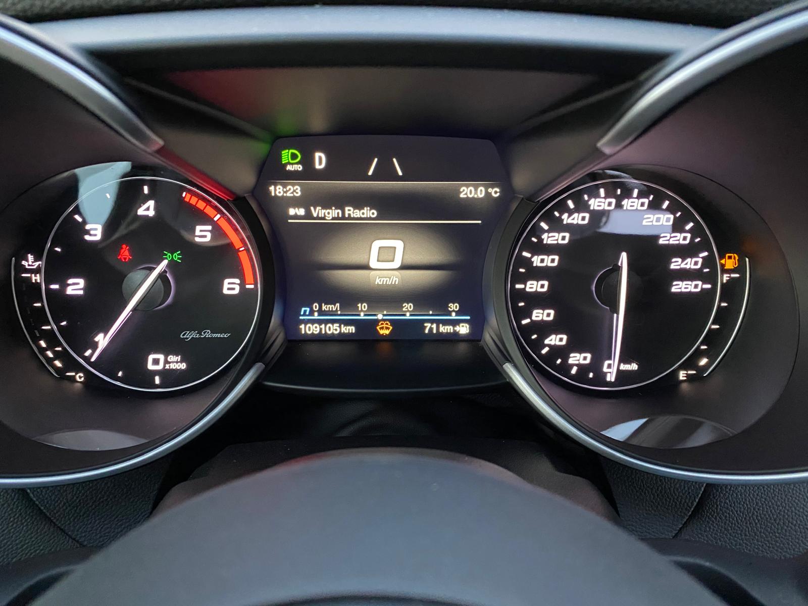 Alfa Romeo Giulia Sport 2.2 210 Cv mjt